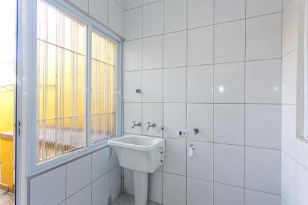 Casa à venda com 149m², 3 quartos e 3 vagas Casa à venda com 149m², 3 quartos e 3 vagasÁrea de Serviço