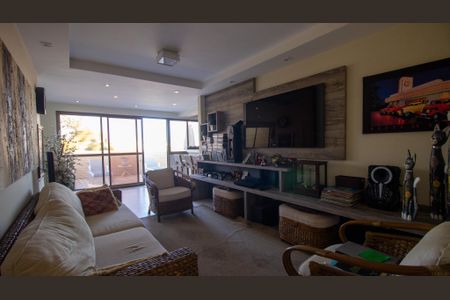 Apartamento à venda com 340m², 4 quartos e 3 vagas Apartamento à venda com 340m², 4 quartos e 3 vagasSala da Cobertura