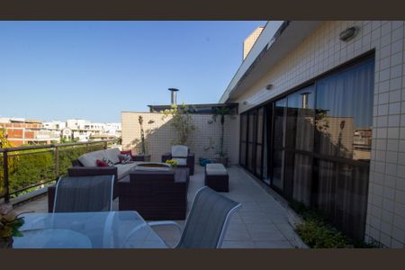 Apartamento à venda com 340m², 4 quartos e 3 vagas Apartamento à venda com 340m², 4 quartos e 3 vagasVaranda da Sala