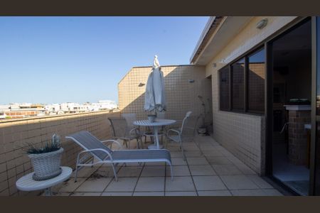 Apartamento à venda com 340m², 4 quartos e 3 vagas Apartamento à venda com 340m², 4 quartos e 3 vagasVaranda da Cobertura