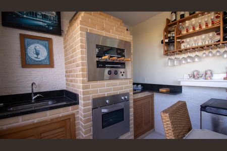 Apartamento à venda com 340m², 4 quartos e 3 vagas Apartamento à venda com 340m², 4 quartos e 3 vagasÁrea Gourmet