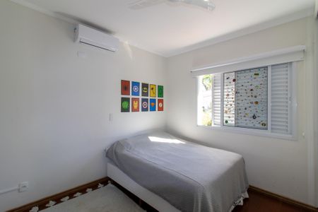 Casa à venda com 450m², 4 quartos e 5 vagas Casa à venda com 450m², 4 quartos e 5 vagasQuarto 2