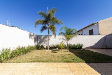 Casa à venda com 450m², 4 quartos e 5 vagas Casa à venda com 450m², 4 quartos e 5 vagasÁrea comum