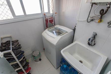 Apartamento à venda com 67m², 2 quartos e 1 vagaÁrea de Serviço