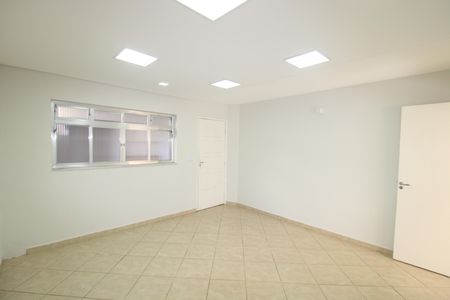 Casa à venda com 0m², 2 quartos e 2 vagasCozinha