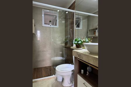 Apartamento à venda com 68m², 2 quartos e 1 vaga