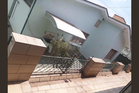 Casa à venda com 174m², 4 quartos e 2 vagas