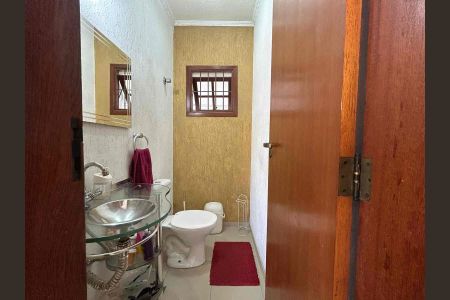 Casa à venda com 250m², 3 quartos e 3 vagas