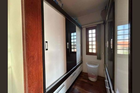 Casa à venda com 250m², 3 quartos e 3 vagas