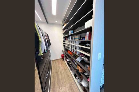 Casa à venda com 210m², 3 quartos e 2 vagas