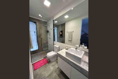 Casa à venda com 210m², 3 quartos e 2 vagas