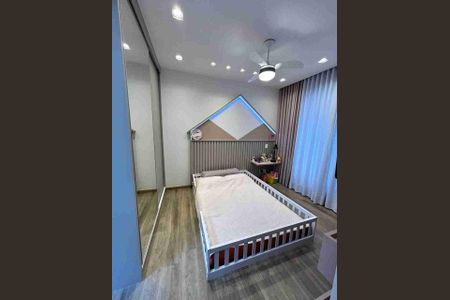 Casa à venda com 210m², 3 quartos e 2 vagas