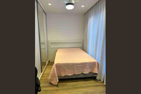 Casa à venda com 210m², 3 quartos e 2 vagas