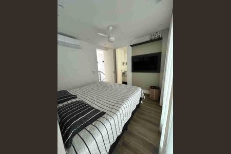 Casa à venda com 210m², 3 quartos e 2 vagas