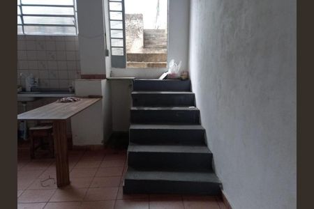 Casa à venda com 120m², 2 quartos e 1 vaga