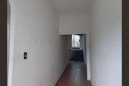 Casa à venda com 120m², 2 quartos e 1 vaga