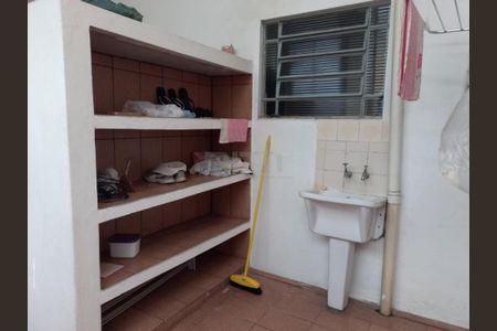 Casa à venda com 120m², 2 quartos e 1 vaga