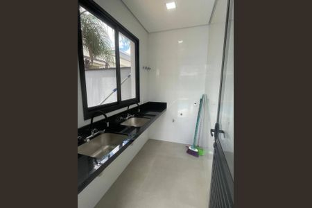 Casa à venda com 200m², 3 quartos e 4 vagas