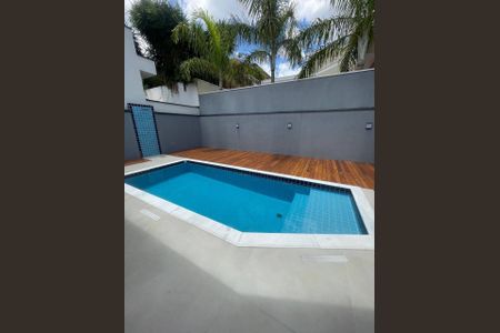 Casa à venda com 200m², 3 quartos e 4 vagas