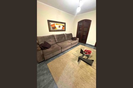 Casa à venda com 366m², 4 quartos e 4 vagas