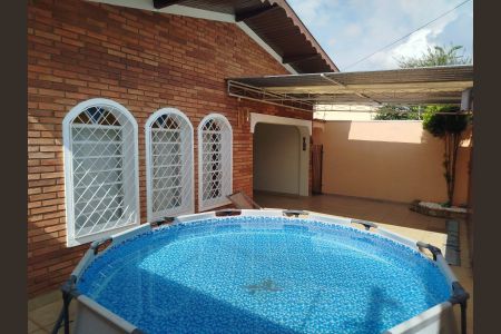 Casa à venda com 207m², 4 quartos e 2 vagas