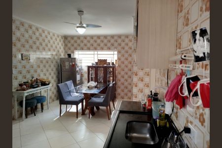 Casa à venda com 207m², 4 quartos e 2 vagas