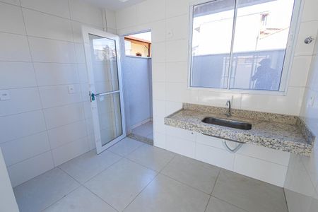 Apartamento à venda com 132m², 2 quartos e 1 vagaCozinha