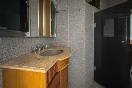 Banheiro Social de apartamento à venda com 2 quartos, 82m² em Centro, Belo Horizonte