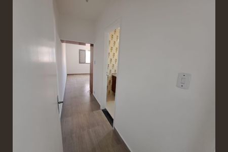 Casa à venda com 225m², 3 quartos e 3 vagasCorredor