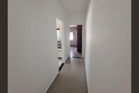 Casa à venda com 225m², 3 quartos e 3 vagasCorredor