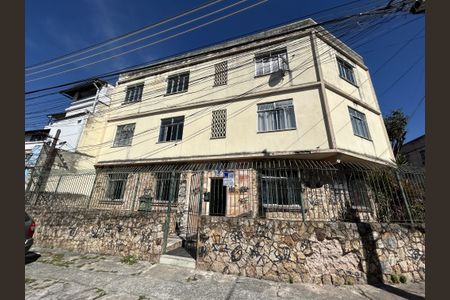 Apartamento à venda com 70m², 2 quartos e 1 vagaFachada + plaquinha
