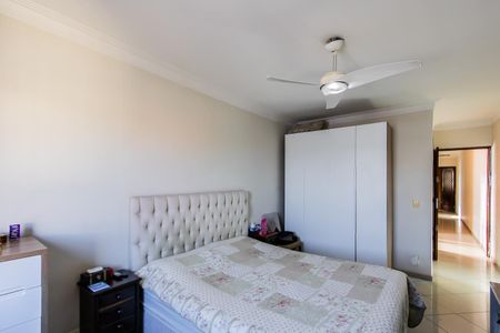 Casa à venda com 176m², 3 quartos e 3 vagas Casa à venda com 176m², 3 quartos e 3 vagasSuíte