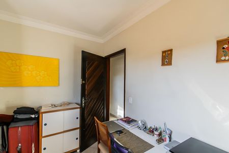 Casa à venda com 176m², 3 quartos e 3 vagas Casa à venda com 176m², 3 quartos e 3 vagasQuarto 1