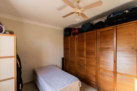 Casa à venda com 176m², 3 quartos e 3 vagas Casa à venda com 176m², 3 quartos e 3 vagasQuarto 2