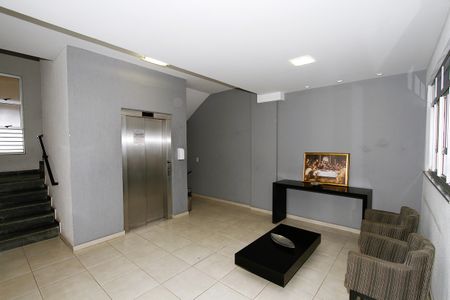 Apartamento à venda com 85m², 3 quartos e 2 vagasHall