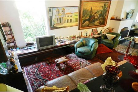 Casa de condomínio à venda com 457m², 5 quartos e 6 vagas