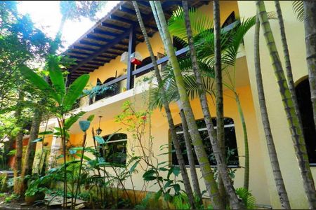 Casa de condomínio à venda com 457m², 5 quartos e 6 vagas