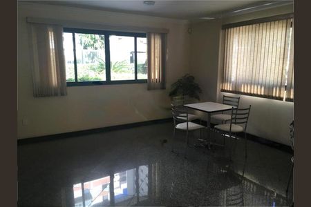Apartamento à venda com 3 quartos, 176m² em Jardim da Saúde, São Paulo