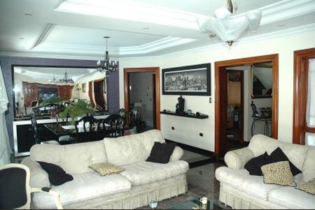 Casa à venda com 520m², 5 quartos e 6 vagas