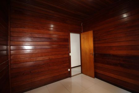 Quarto 1 de casa de condomínio à venda com 4 quartos, 600m² em Taquara, Rio de Janeiro