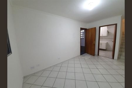 Casa à venda com 2 quartos, 60m² em Vila Inglesa, São Paulo