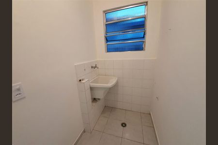 Casa à venda com 2 quartos, 60m² em Vila Inglesa, São Paulo