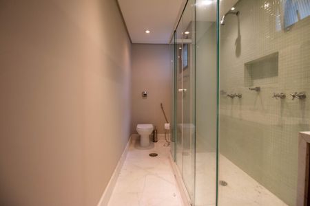 Apartamento à venda com 193m², 3 quartos e 3 vagas Apartamento à venda com 193m², 3 quartos e 3 vagasLavabo da Sala