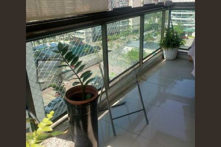 Apartamento à venda com 63m², 2 quartos e 1 vaga