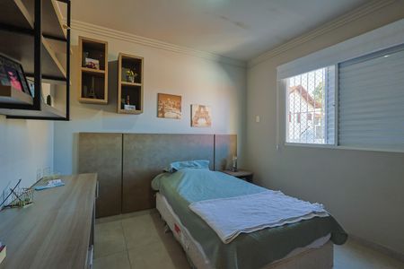 Casa à venda com 231m², 4 quartos e 4 vagas Casa à venda com 231m², 4 quartos e 4 vagasQuarto 2