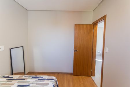 Apartamento à venda com 65m², 2 quartos e 2 vagas Apartamento à venda com 65m², 2 quartos e 2 vagasQuarto