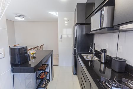 Apartamento à venda com 65m², 2 quartos e 2 vagas Apartamento à venda com 65m², 2 quartos e 2 vagasCozinha/Área de Serviço