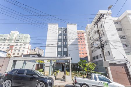 Apartamento à venda com 65m², 2 quartos e 2 vagas Apartamento à venda com 65m², 2 quartos e 2 vagasFachada