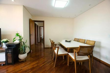 Apartamento à venda com 107m², 3 quartos e 2 vagas Apartamento à venda com 107m², 3 quartos e 2 vagasFoto 03