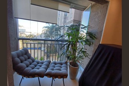 Apartamento à venda com 66m², 2 quartos e 1 vagaSacada